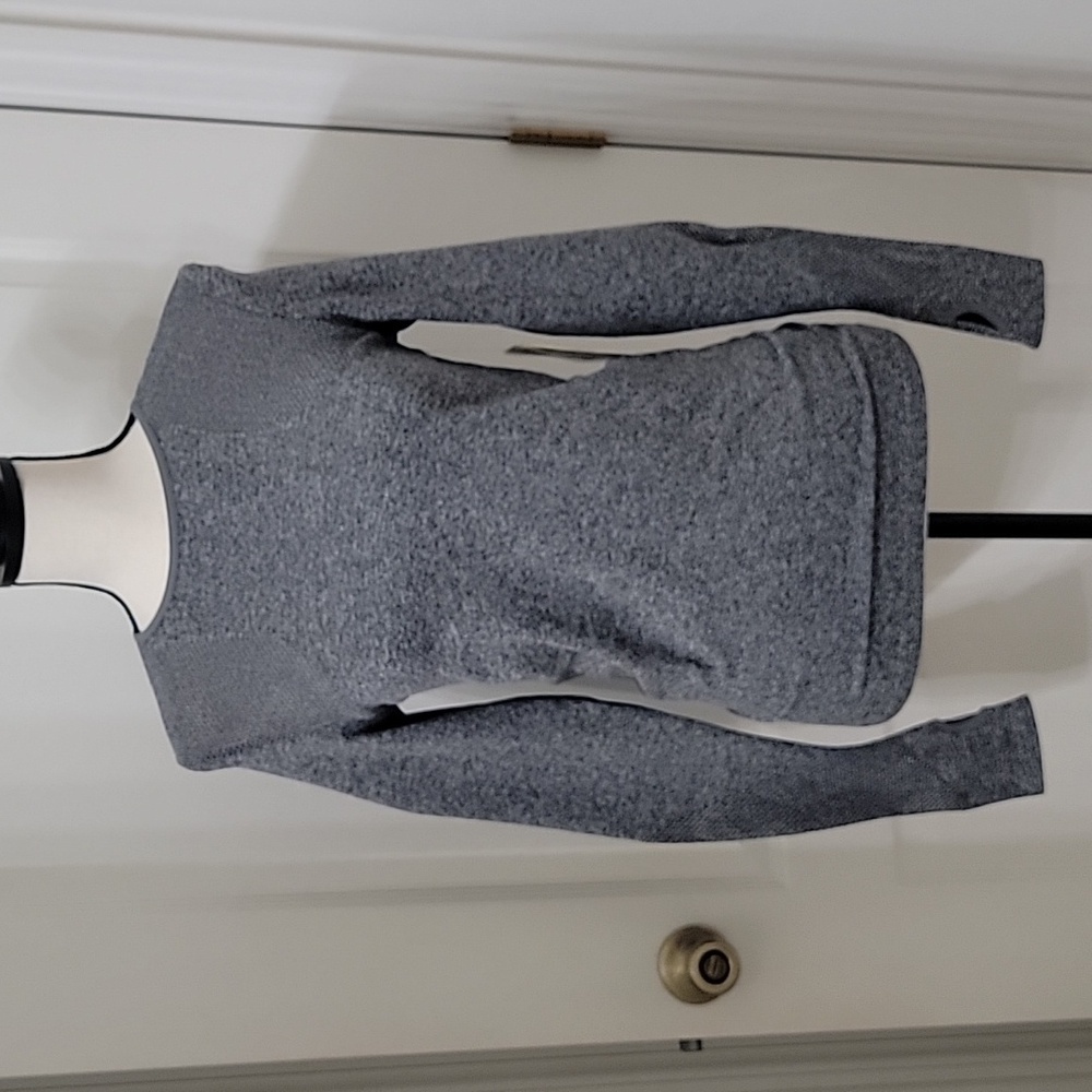 C&C California Size S Gray Long Sleeve Pullover Shirt Stretch Mesh Detail NEW